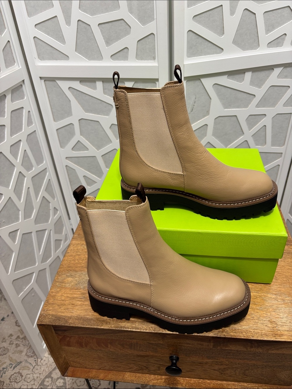 Sam Edelman Laguna boot in Sesame Leather Size 7W